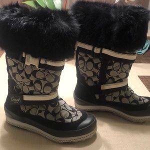 Coach snow boots